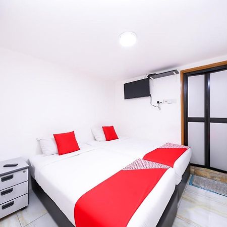 קואלה לומפור Oyo 334 Everest Hotel מראה חיצוני תמונה