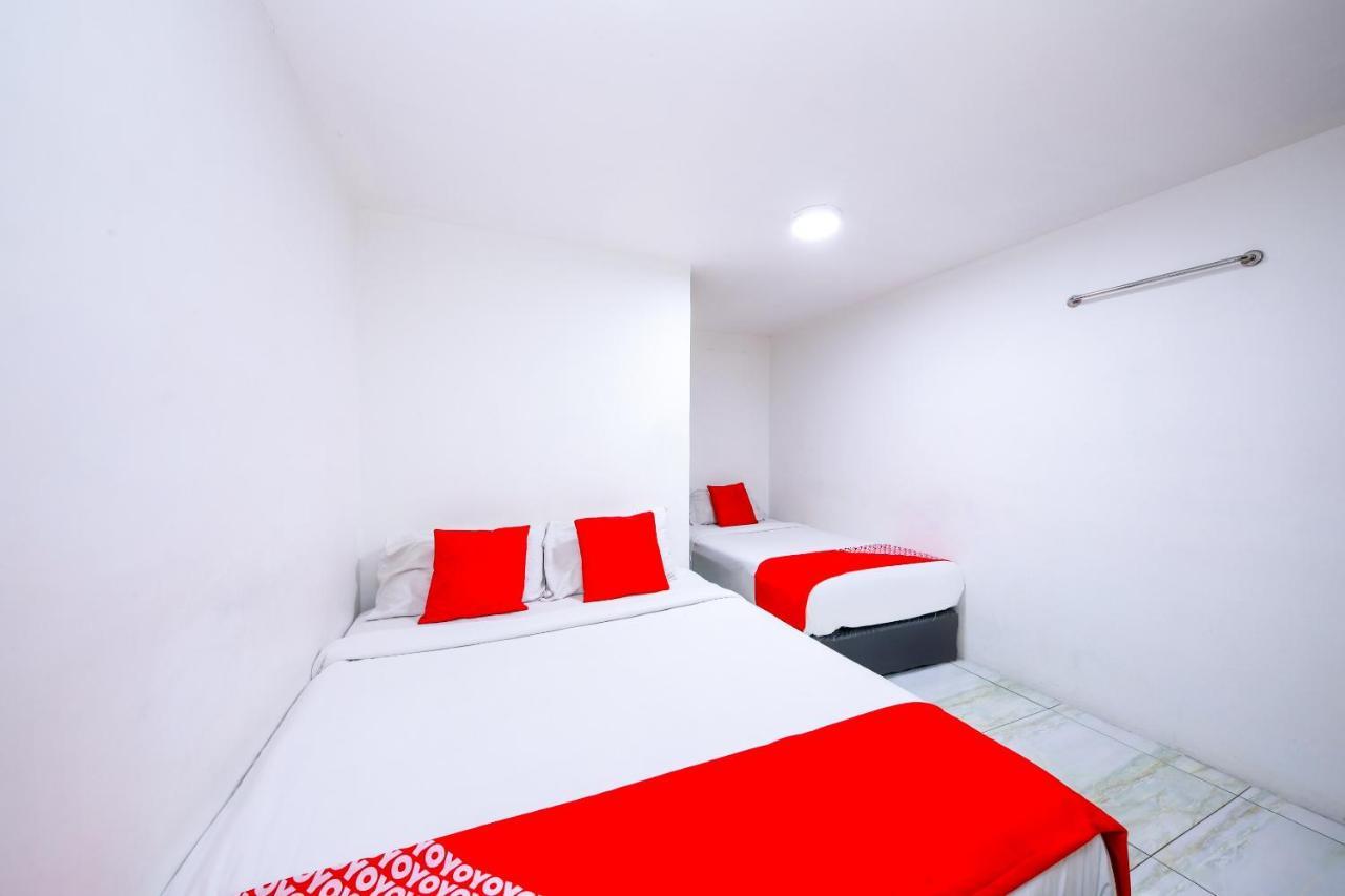 קואלה לומפור Oyo 334 Everest Hotel מראה חיצוני תמונה