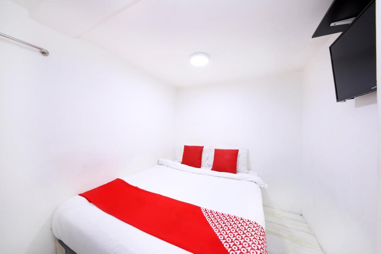 קואלה לומפור Oyo 334 Everest Hotel מראה חיצוני תמונה