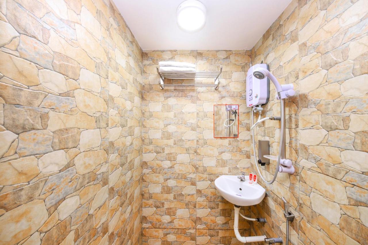 קואלה לומפור Oyo 334 Everest Hotel מראה חיצוני תמונה