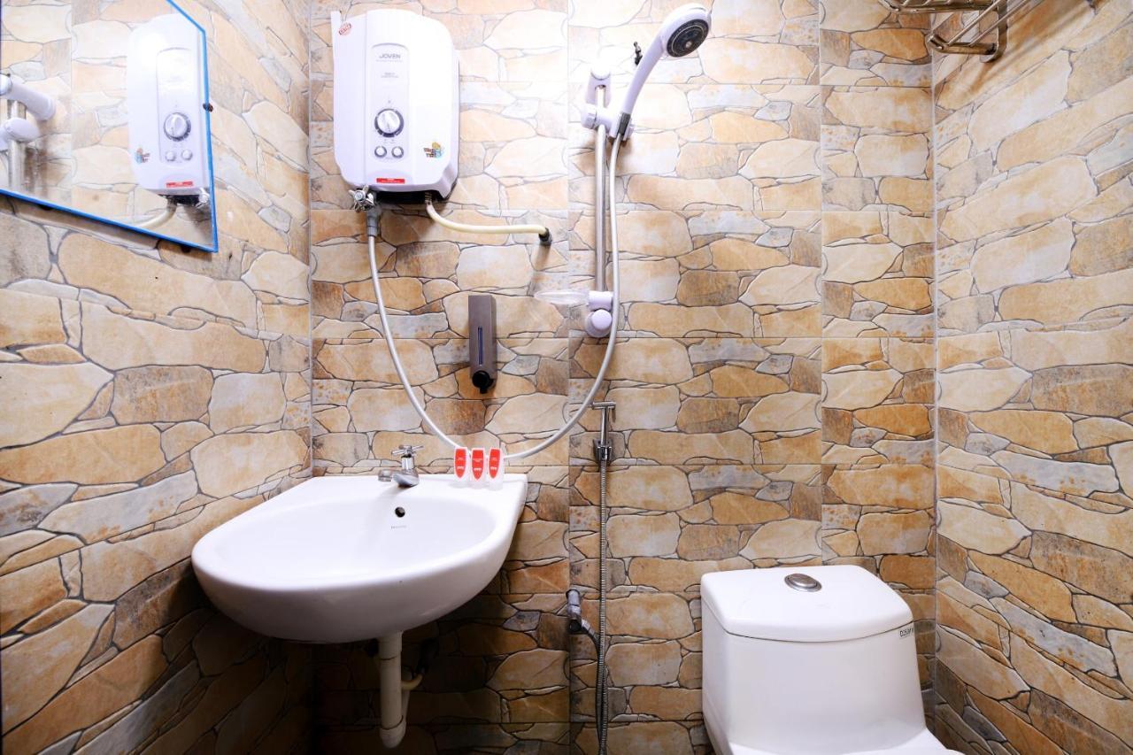 קואלה לומפור Oyo 334 Everest Hotel מראה חיצוני תמונה