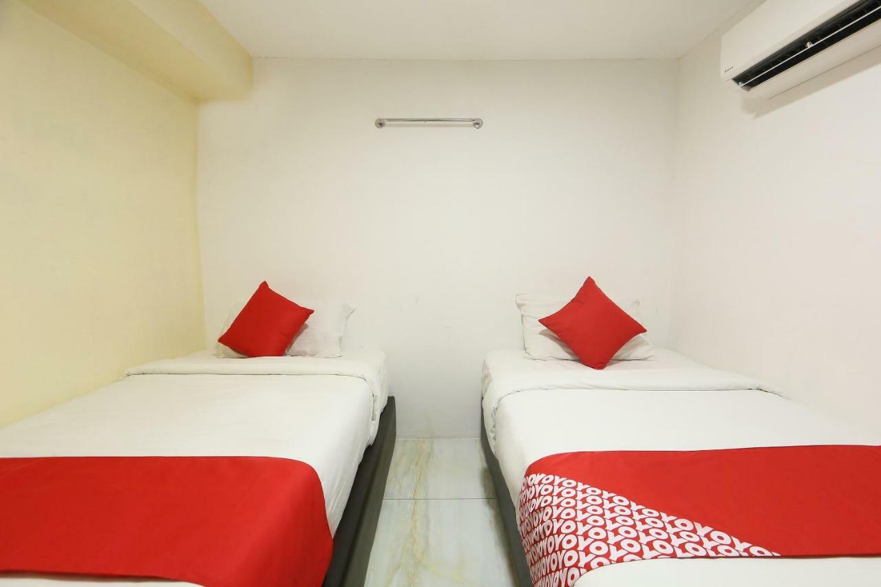 קואלה לומפור Oyo 334 Everest Hotel מראה חיצוני תמונה