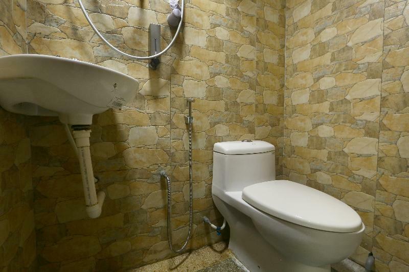 קואלה לומפור Oyo 334 Everest Hotel מראה חיצוני תמונה